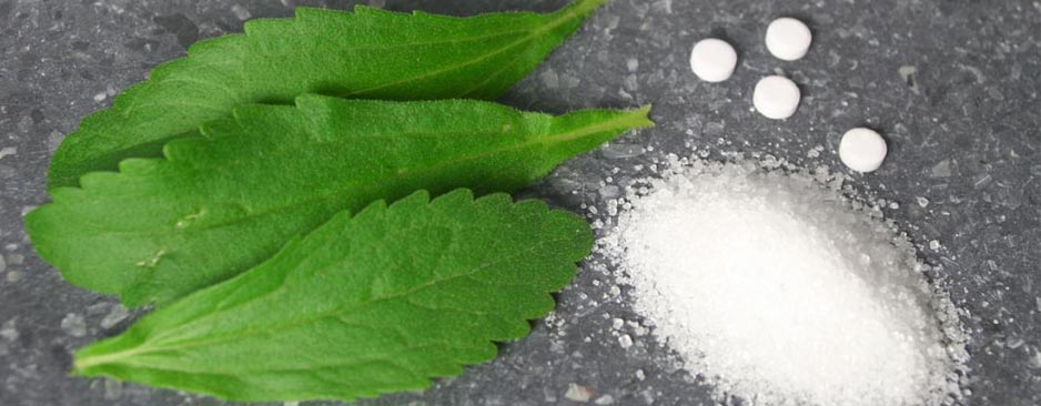 Stevia: usi, proprietà e benefici del dolcificante che sostituisce lo zucchero
