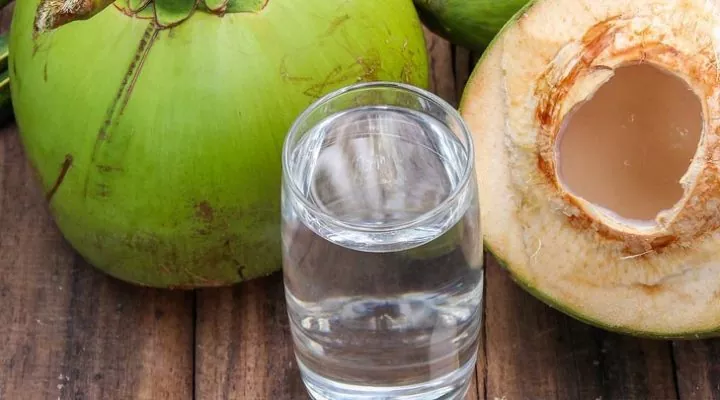 Acqua di cocco, proprietà e benefici