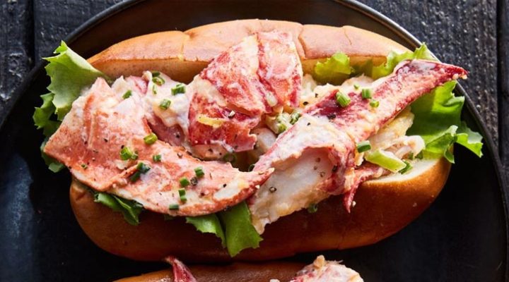 Basta cheeseburger, è il boom dei panini di pesce