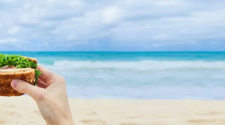 Cosa mangiare al mare: le nostre idee per il menù