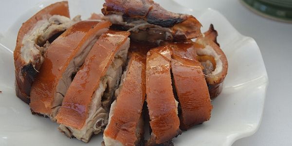Il porceddu, uno dei piatti sardi più famosi