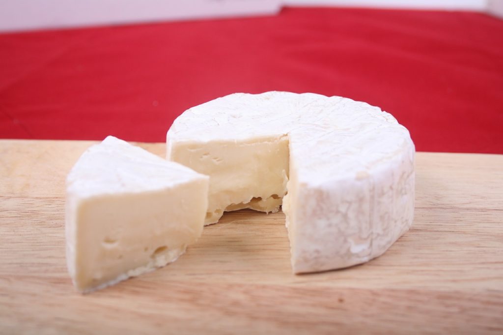 formaggio con crosta non edibile