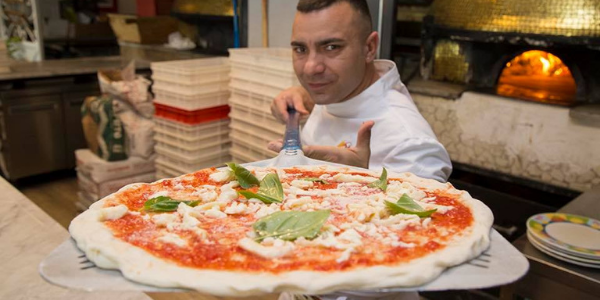Davide Civitiello: il pizzaiolo giramondo e il suo primo libro di ricette da non perdere