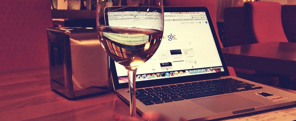 Digital wine tasting: la nuova frontiera della degustazione 4.0
