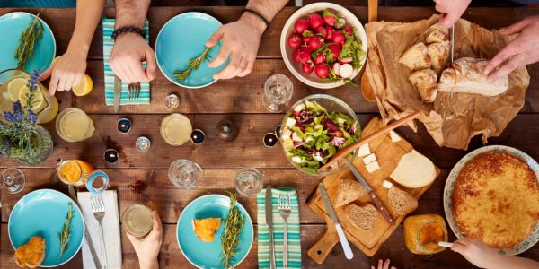 Cena per famiglie: idee e spunti per accontentare tutti