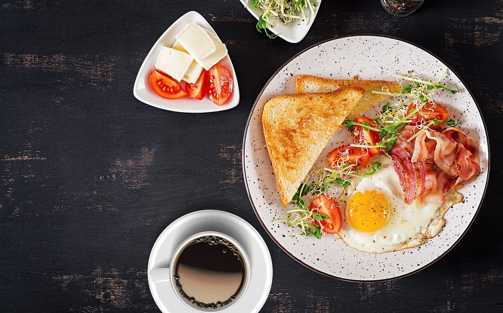 Le uova a colazione: benefici per la salute e modi creativi di cucinarle